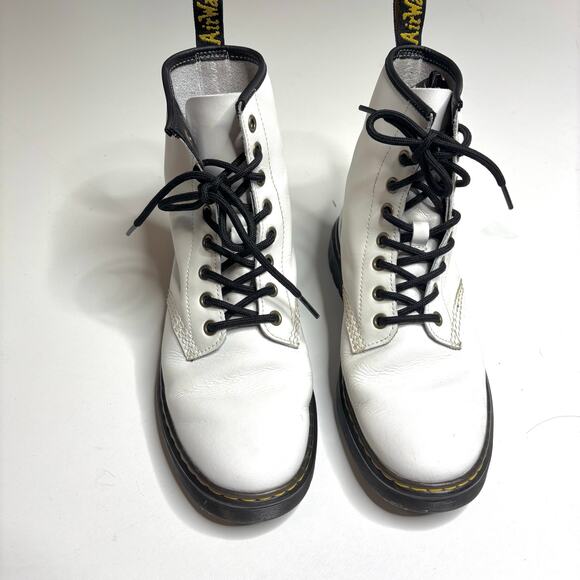 Dr. Martens Zavala White Leather 8 Eye Lace Up Combat Boot 8 - Picture 10 of 11